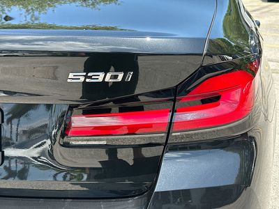 2023 BMW 5 Series — photo 33 view