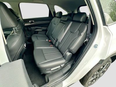 2026 Kia Sorento — photo 24 view