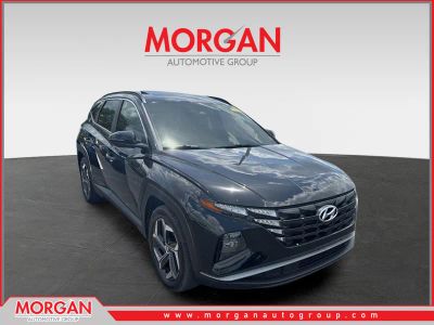 2023 Hyundai Tucson SEL in Black — front three-quarter view