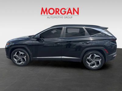 2023 Hyundai Tucson — interior view