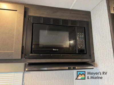 2023 Coachmen RV Prism LE - Photo 17