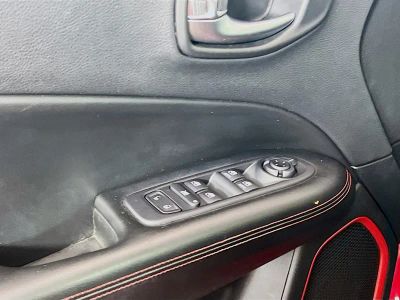2019 Jeep Compass — photo 16 view