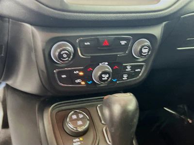2019 Jeep Compass — photo 15 view