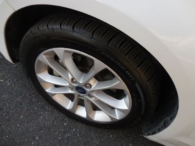 2019 Ford Fusion Hybrid - Photo 29