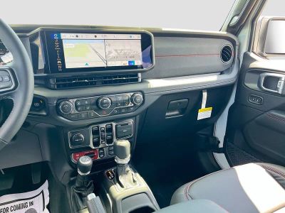 2026 Jeep Wrangler — photo 23 view