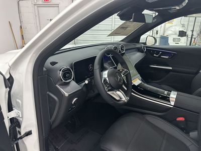 2026 Mercedes-Benz GLC - Photo 9