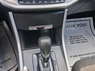 2015 Honda Accord — photo 20 view