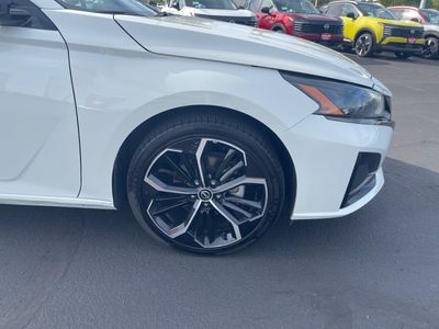 2023 Nissan Altima - Photo 5