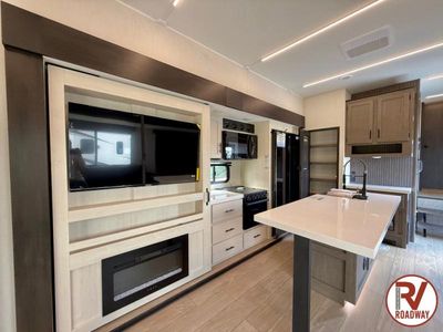 2026 Forest River RV Cherokee Arctic Wolf — photo 22 view