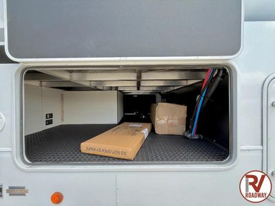 2026 Forest River RV Cherokee Arctic Wolf — photo 10 view