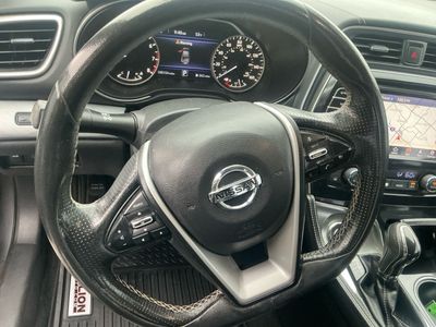 2016 Nissan Maxima — photo 13 view
