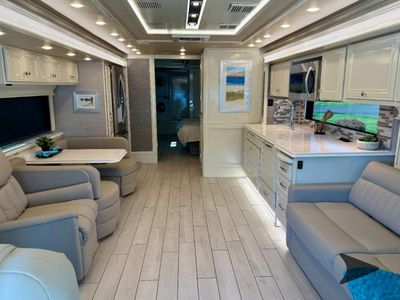 2022 Tiffin Motorhomes Phaeton — photo 14 view