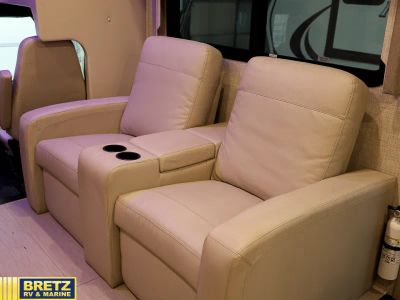 2023 Thor Motor Coach Inception - Photo 7
