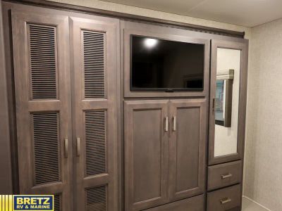 2023 Thor Motor Coach Inception - Photo 14