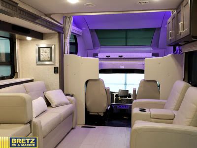 2023 Thor Motor Coach Inception - Photo 10