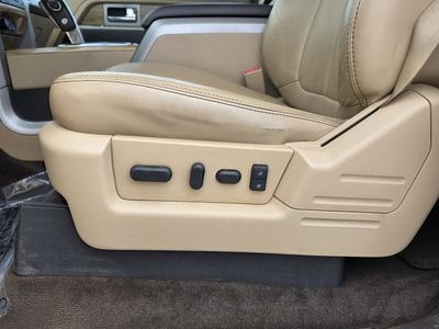 2011 Ford F-150 — photo 13 view
