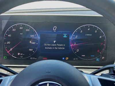 2025 Mercedes-Benz C-Class — photo 9 view