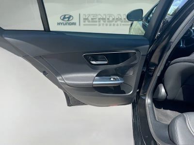 2025 Mercedes-Benz C-Class — photo 23 view