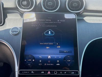 2025 Mercedes-Benz C-Class — photo 10 view
