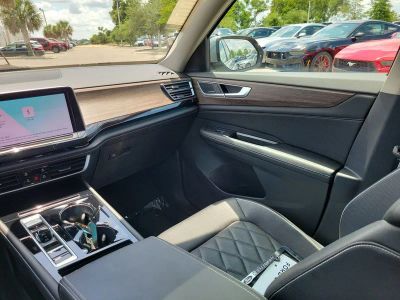 2024 Volkswagen Atlas — photo 14 view