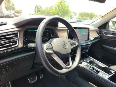 2024 Volkswagen Atlas — photo 17 view