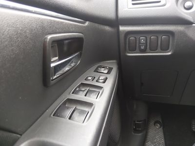 2025 Mitsubishi Outlander Sport — photo 19 view