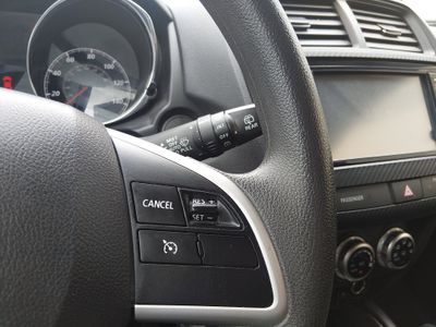 2025 Mitsubishi Outlander Sport — photo 12 view