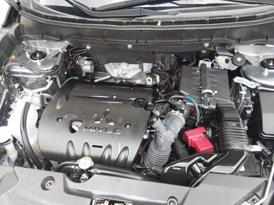 2025 Mitsubishi Outlander Sport — photo 9 view