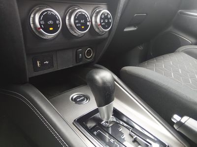 2025 Mitsubishi Outlander Sport — photo 18 view