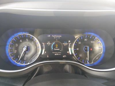 2023 Chrysler Pacifica - Photo 14