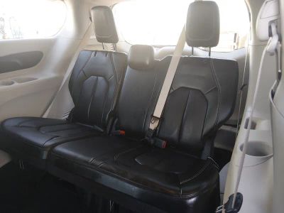 2023 Chrysler Pacifica - Photo 17