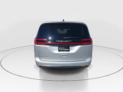 2023 Chrysler Pacifica - Photo 6