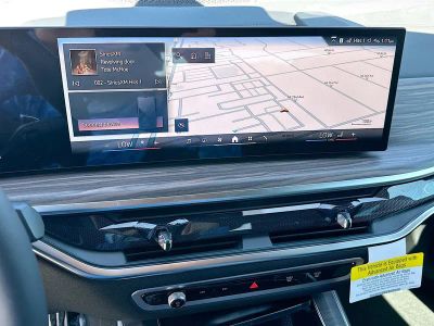 2026 BMW X5 — photo 10 view