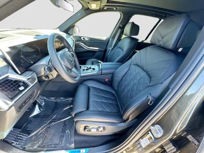 2026 BMW X5 — photo 16 view