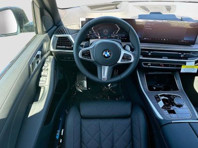 2026 BMW X5 — photo 17 view
