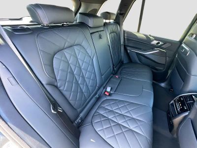 2026 BMW X5 — photo 22 view