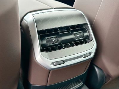 2026 BMW 7 Series — photo 20 view