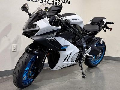 2026 CFMOTO 675SS - Photo 2