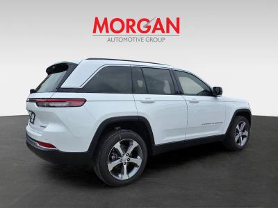 2026 Jeep Grand Cherokee — interior view