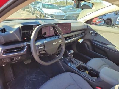 2025 Kia K4 — photo 7 view