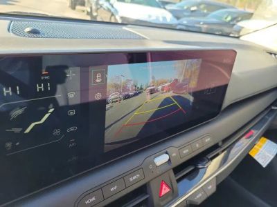 2025 Kia K4 — photo 16 view