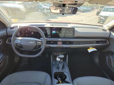 2025 Kia K4 — photo 21 view