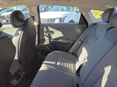 2025 Kia K4 — photo 24 view