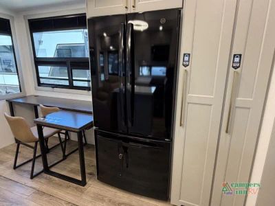 2026 Brinkley Model G — photo 21 view