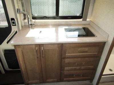 2023 Tiffin WAYFARER - Photo 8
