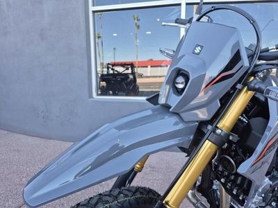 2025 Suzuki DR-Z4S — photo 7 view