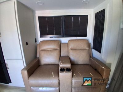 2026 Brinkley Model I - Photo 13