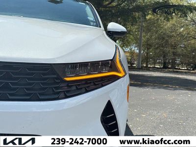 2023 Kia K5 — photo 9 view