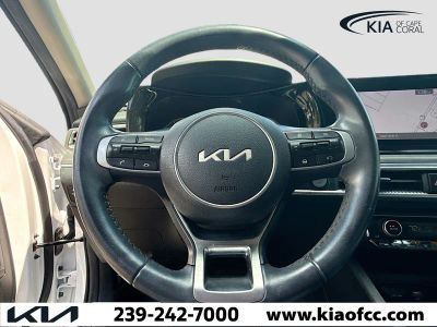 2023 Kia K5 — photo 37 view