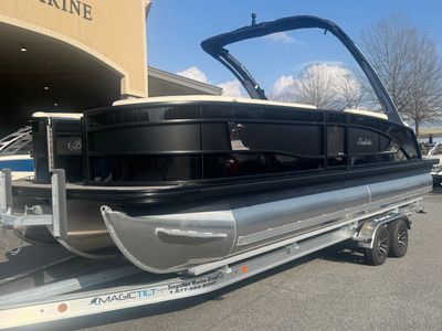 2026 Barletta Lusso L25UA — photo 12 view